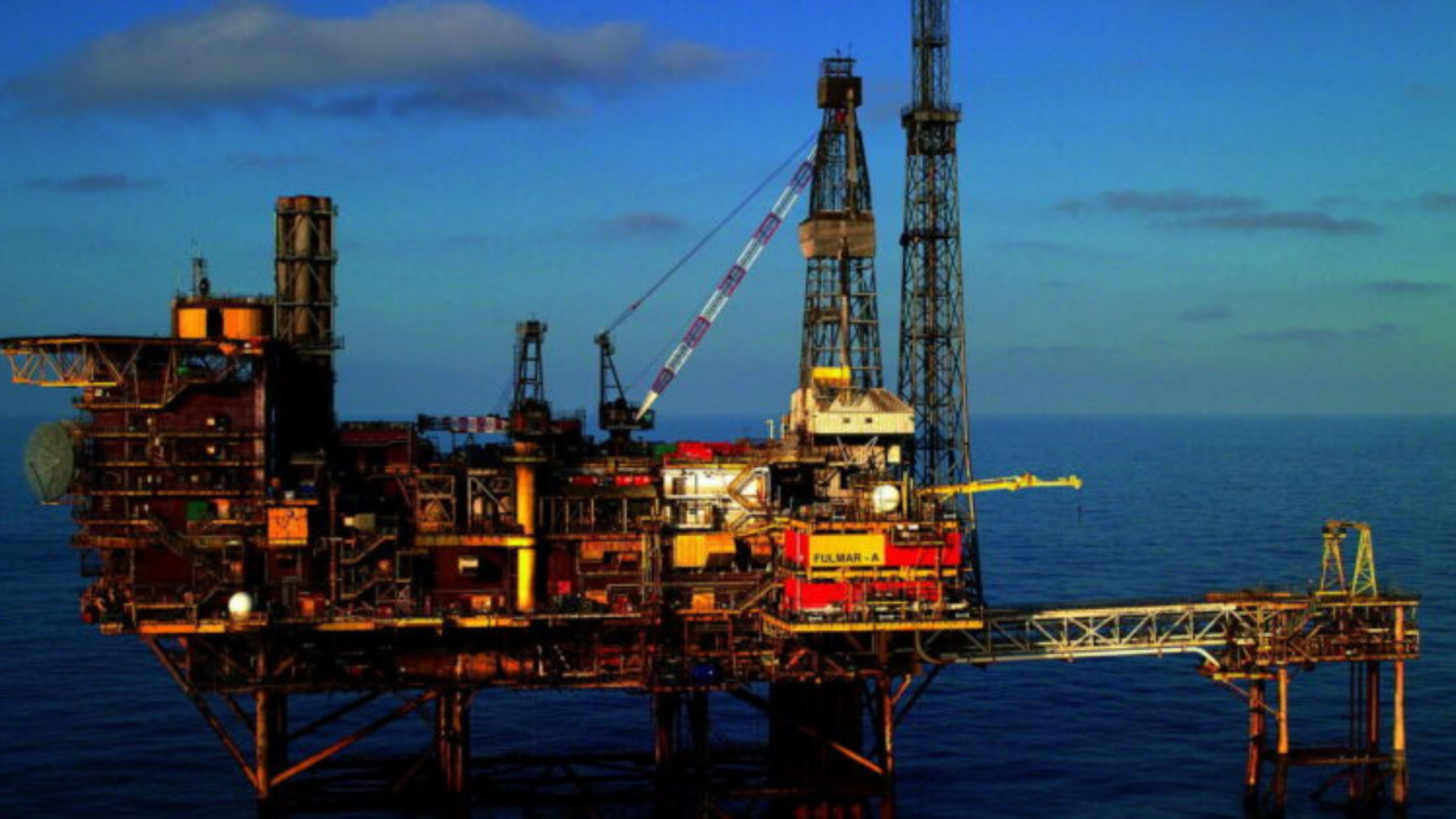 Industrial offshore platform with drilling structures above the sea